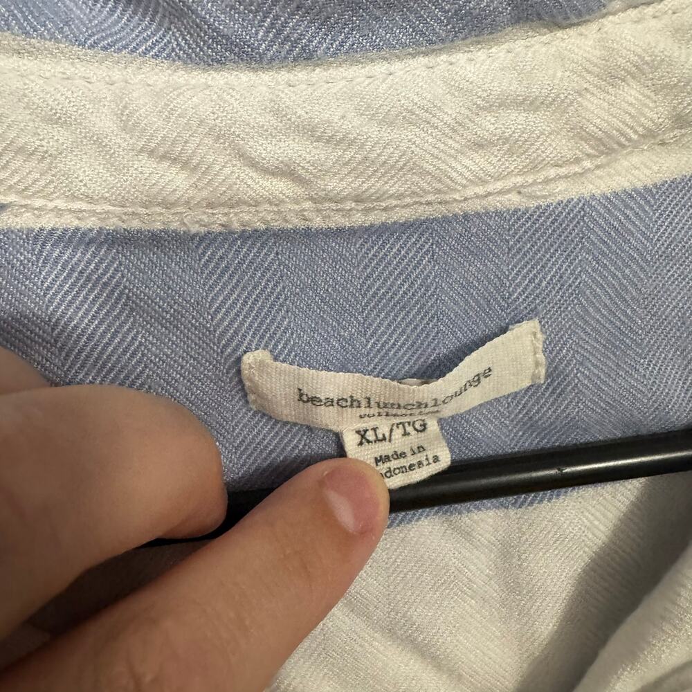 BeachLunchLounge Blue & White Stripe Button Down Top Women's Size XL 100% Rayon - Picture 4 of 5